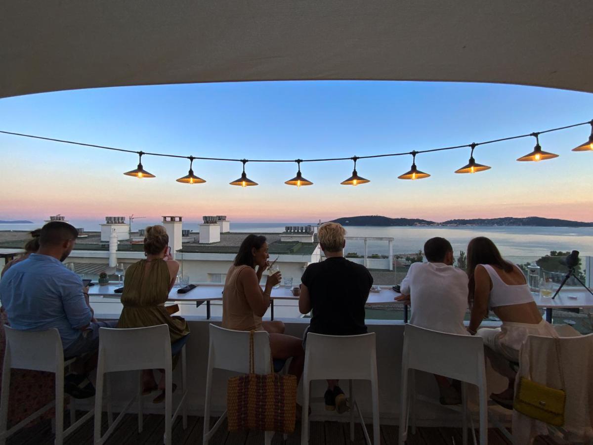 Les Voiles Hotel